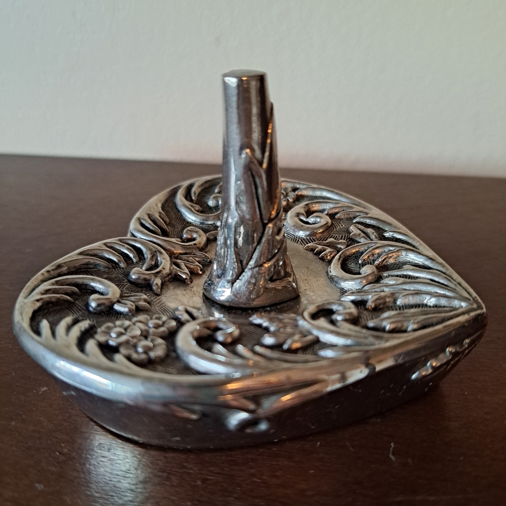 Vtg Silver Plated Godinger Silver 1992 Heart Shaped Ring Holder Floral Print - Picture 4 of 6